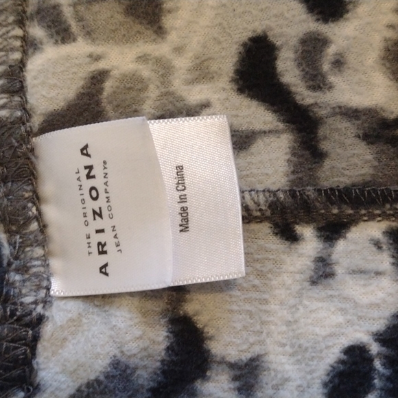 💀Boys Pajama Pants - Picture 3 of 5